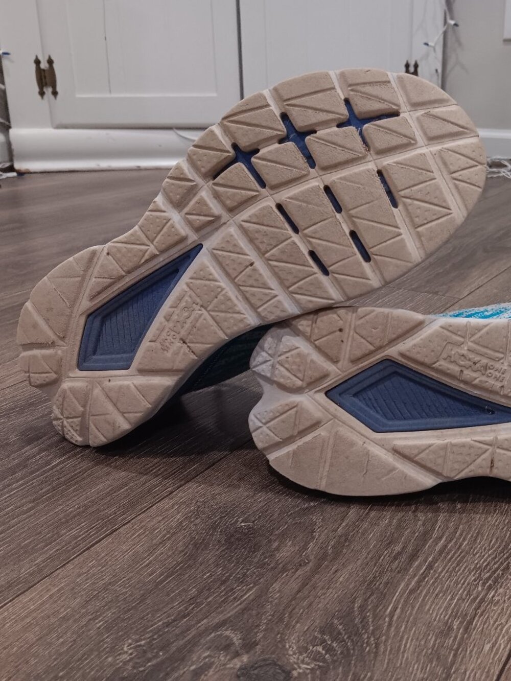 Hoka One One Mach 5 sneakers size 9.5 / S36x22 / V507 / W181 - Picture 6 of 7